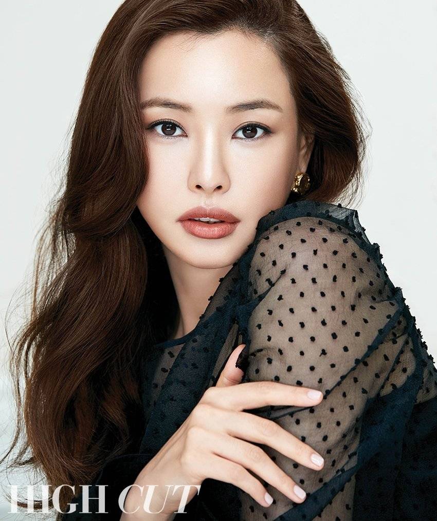 Lee Ha-nee High Cut Magazine November 2019